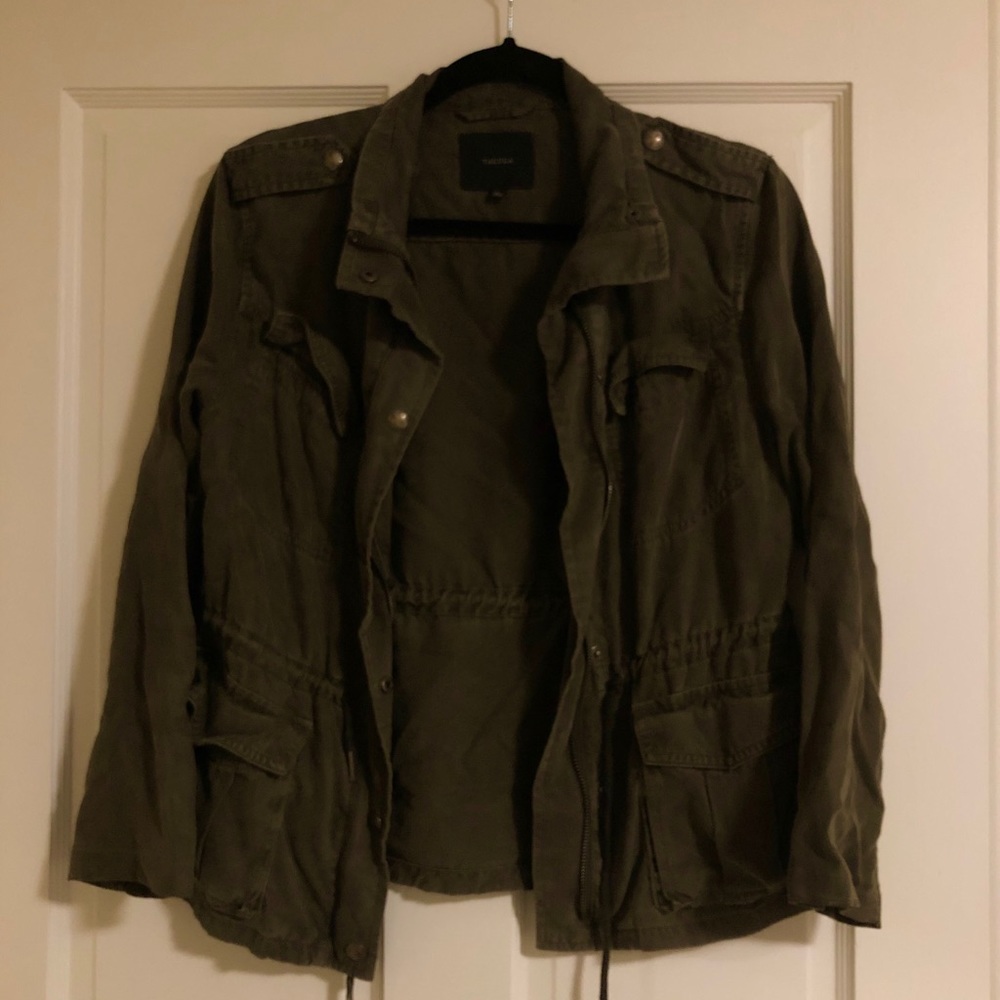Aritzia green jacket